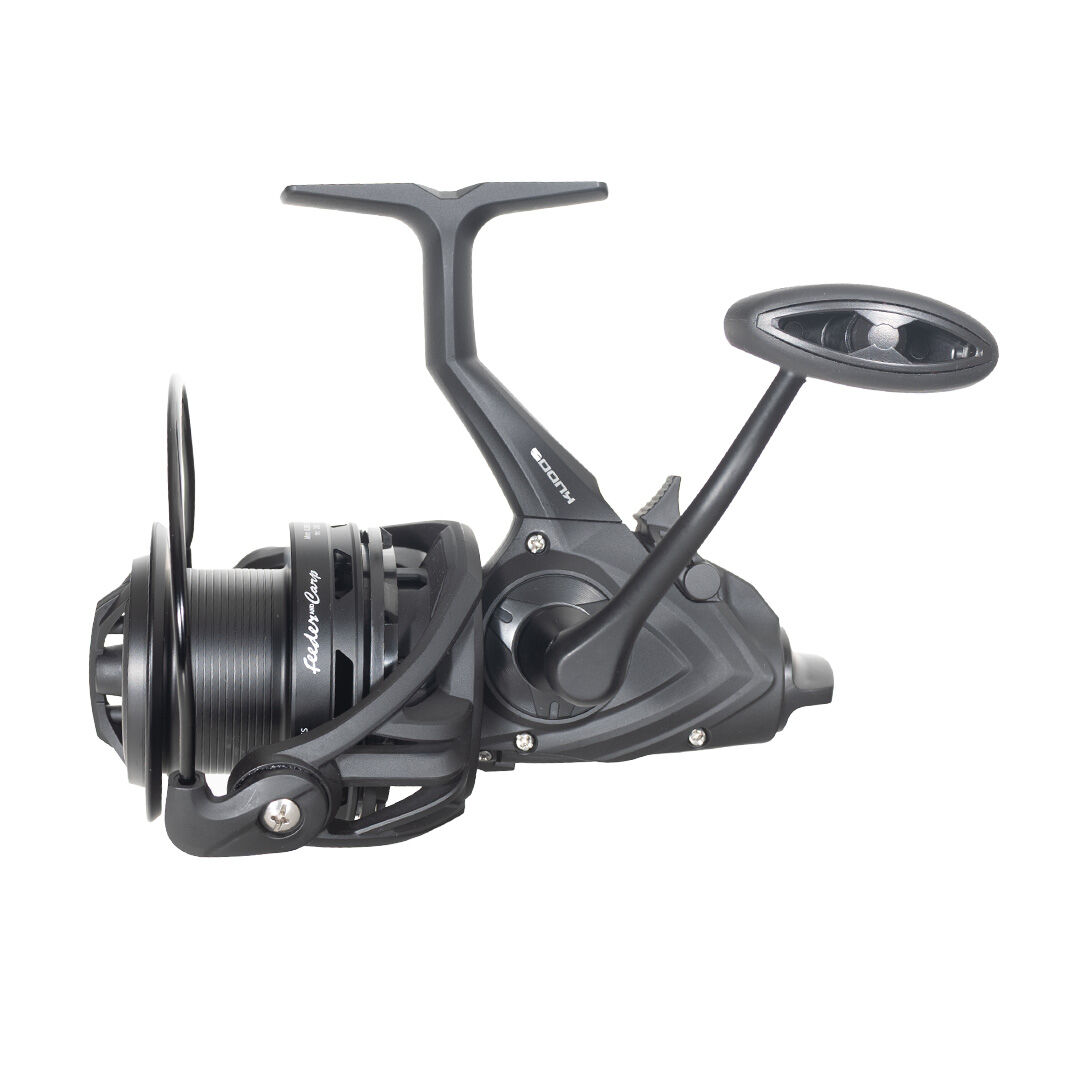 KUDOS PRO CARP 5500XT B 5+1BB BAITRUNNER MAKARA