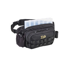 DAIWA BALIKÇI ÇANTASI BLACK/GOLD KUTULU 40*13*20CM